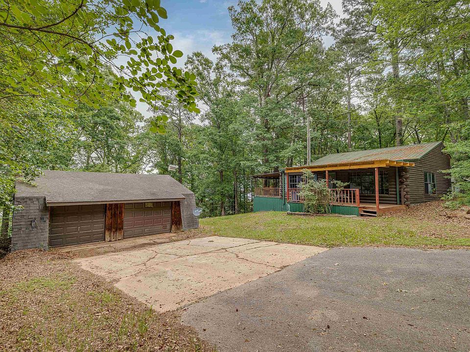 1st image of 104 Garrett Rd