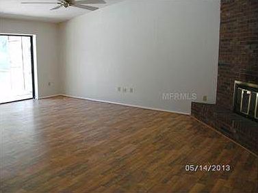 5th image of 2111 Swan Ln