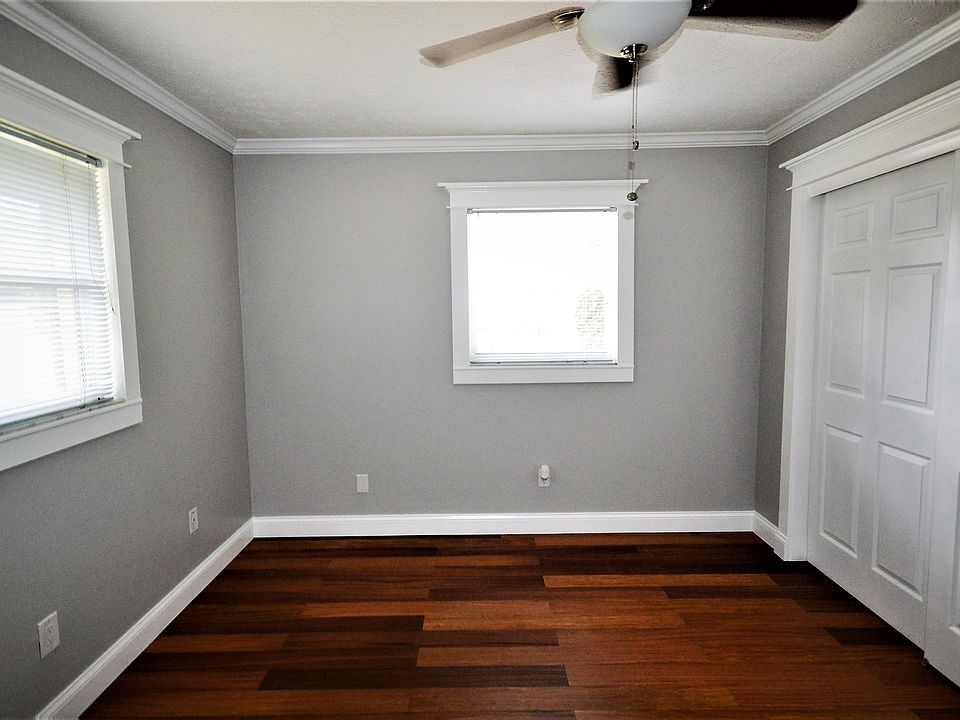 2nd image of 12217 Orchid Ln
