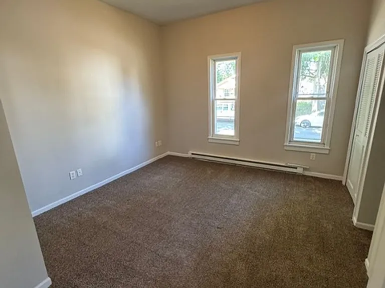 1610 Cass St — Photo 4