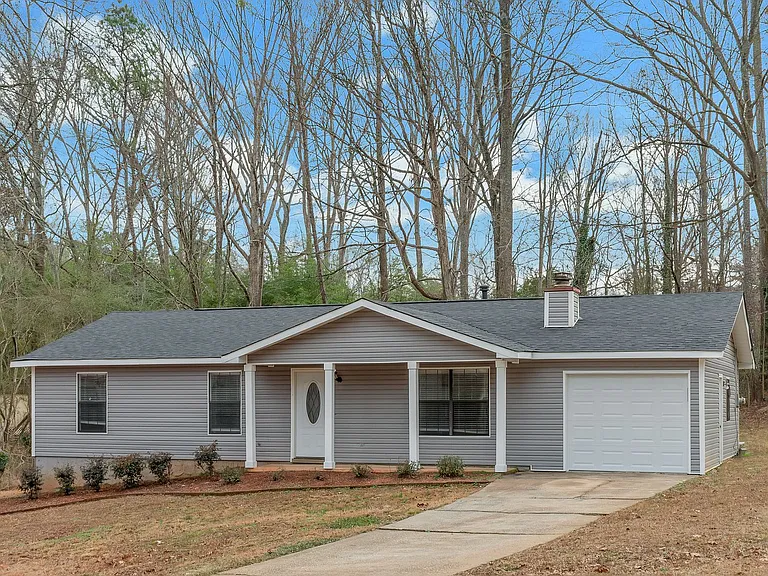 321 Summerwood Ln — Photo 3