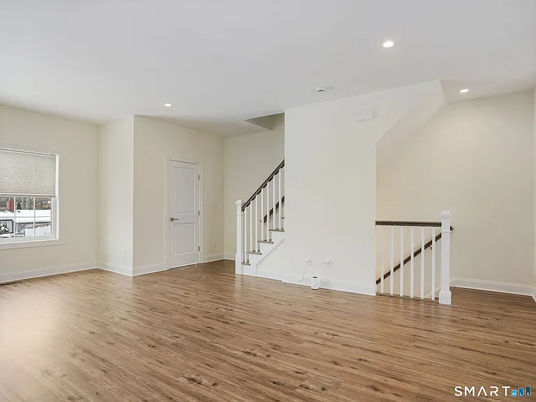 2 Beacon Sq #5 — Photo 11