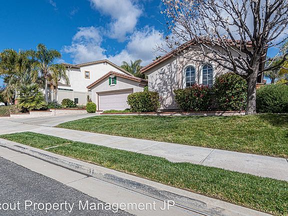4th image of 23496 Canterbury Way