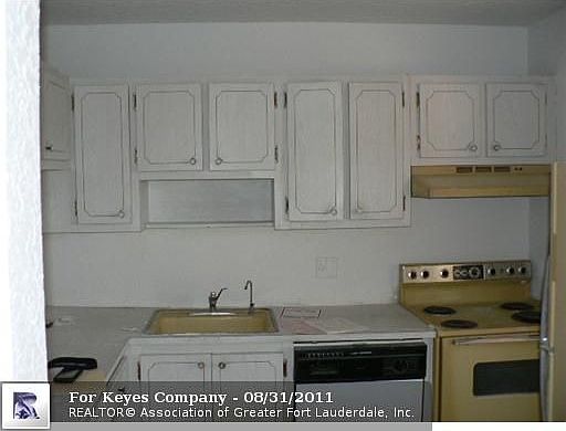 3rd image of 7827 Golf Circle Dr APT 312