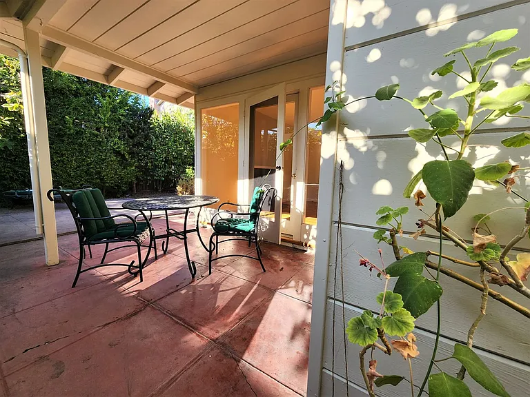 329 Colorado Ave — Photo 20