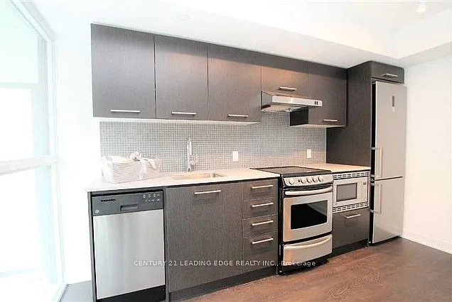 87 Peter St #1112 — Photo 5