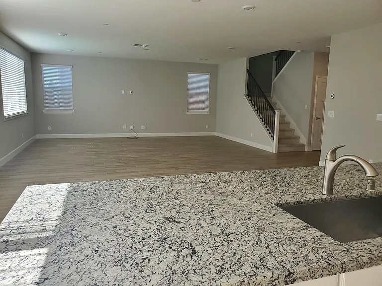 1918 Patriot Way #A — Photo 13