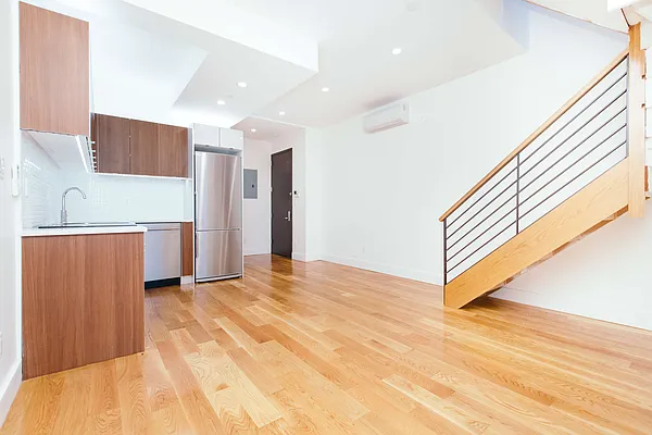 Rented by Nooklyn NYC LLC | media 62