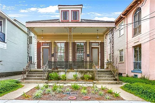 917 Lowerline St Photo 1