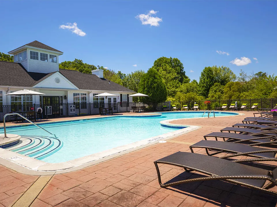 Willow Grove Apartment Homes
