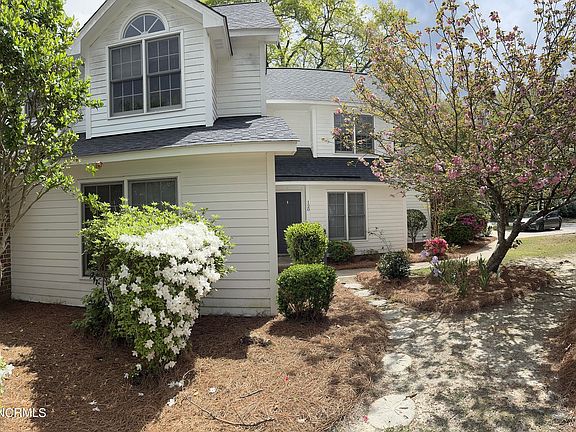 2nd image of 120 Gates Drive