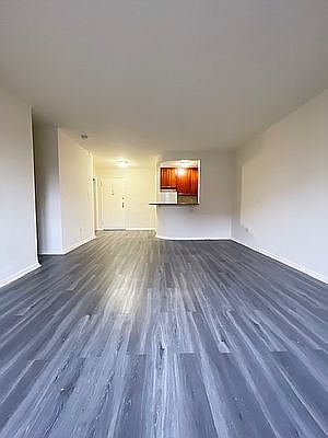 1st image of 49 Gelston Ave #4