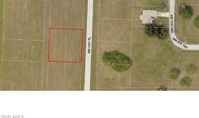 1st image of 814 NW 31st Pl