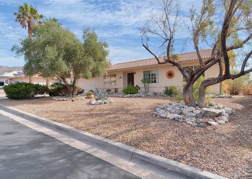 1st image of 9730 Vista Del Valle