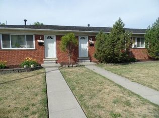 827 Montie Rd, Lincoln Park, MI 48146