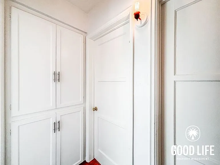 6074 Rock St — Photo 11