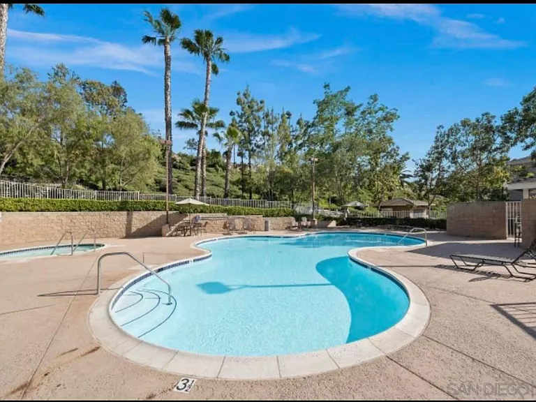 7671 Mission Gorge Rd #114 — Photo 4