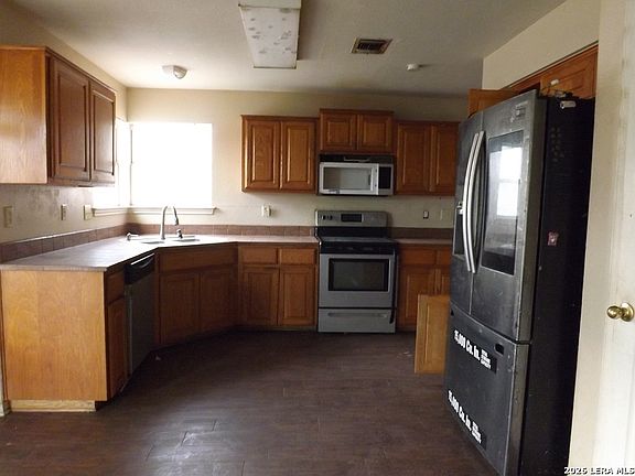 2nd image of 7110 Misty Ridge