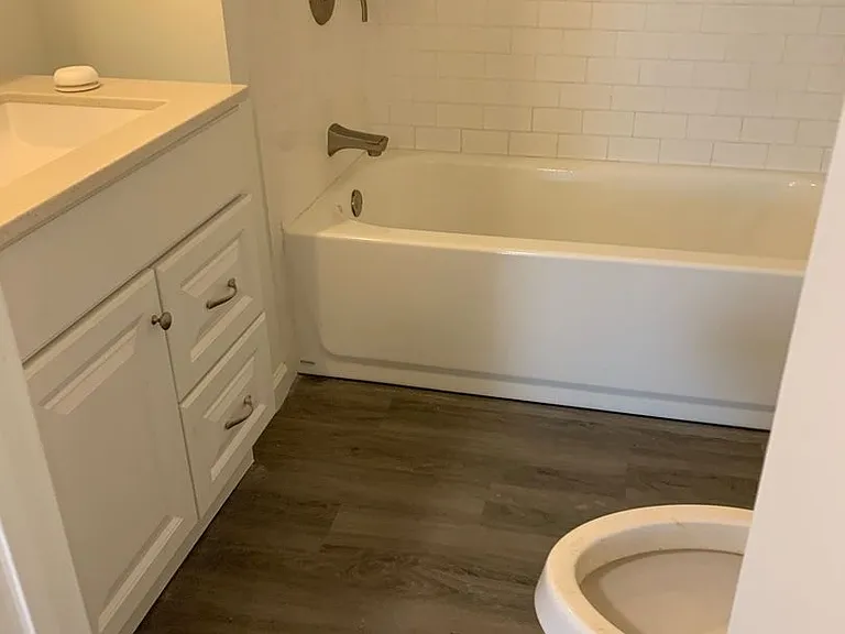 695 Douglas Dr #A — Photo 8