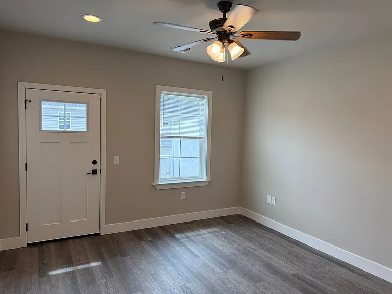 Salem Run Apartments Phase 2 — Photo 259