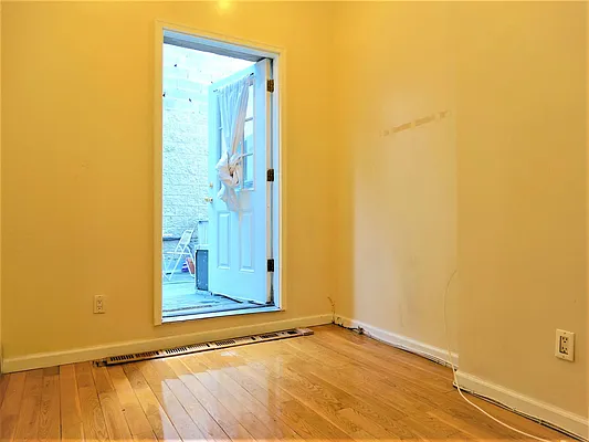 Rented by East Williamsburg Realty Inc | media 18