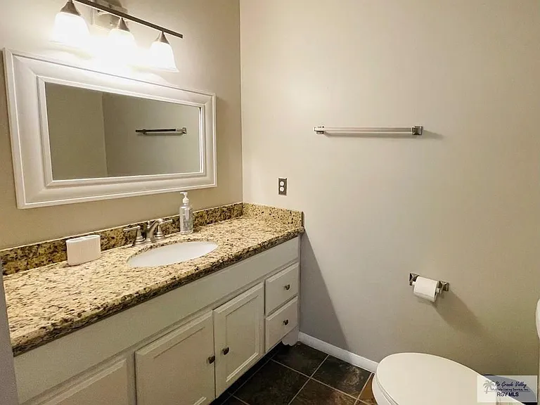 117B Mesquite St — Photo 27