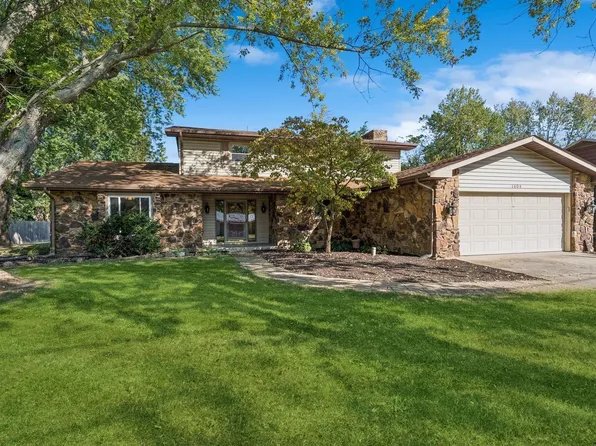 1404 N Buckeye Rd, Muncie, IN 47304