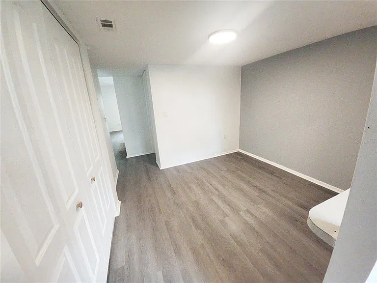 14422 Reuter Strasse Cir #112 — Photo 10