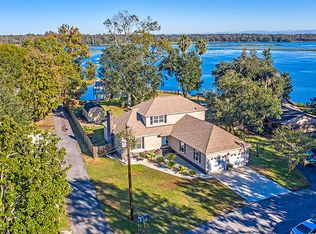 1823 Fishing Island Rd, Moncks Corner, SC 29461