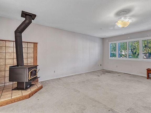 5th image of 230 Foothill Boulevard