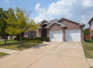 1913 Rustic Creek Dr, Garland, TX 75040