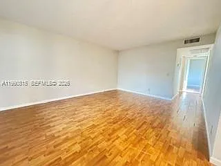 200 SW 132nd Way #104L — Photo 8