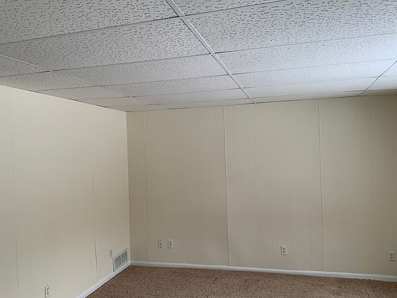 4th image of 1821 Lackawanna Ave