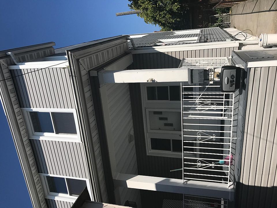 Three bedroom full house rental. Security deposit and credit