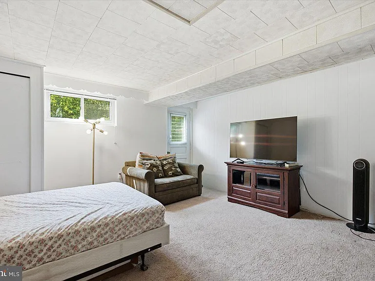 16300 Dahl Rd — Photo 15