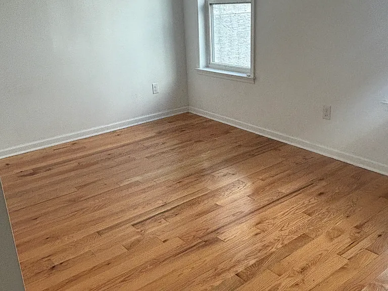 620 N 2nd St #2 — Photo 4