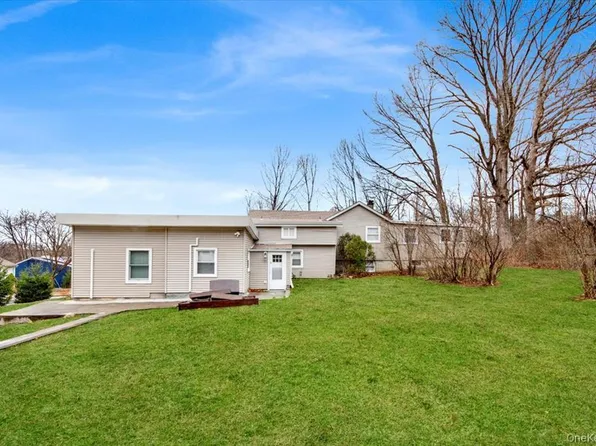 39 Helena Ave Floor 1, Mohegan Lake, NY 10547