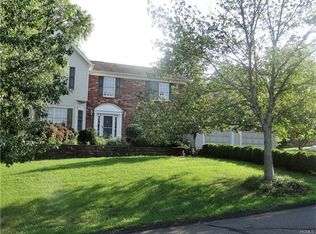 6 Goetschius Ct, Stony Pt, NY 10980