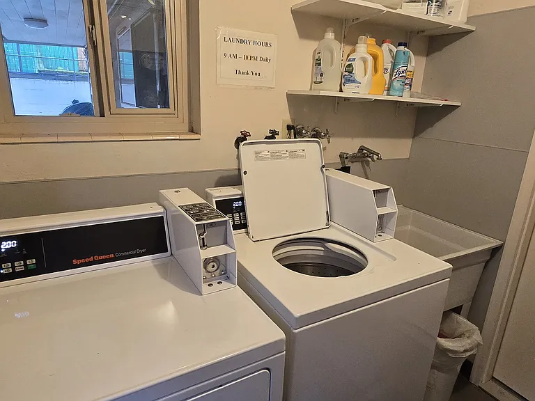 Coin-op W/D for tenants.