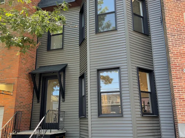 647 Morgan Avenue image 1 of 17