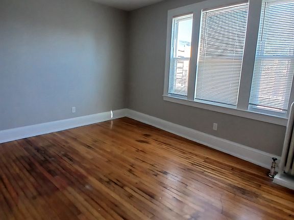 4th image of 325 Washington St APT C1
