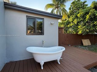 45 NW 117th St, Miami, FL 33168