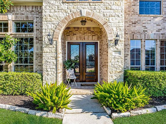 3rd image of 2303 Harbor Chase Dr