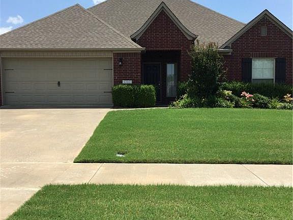 5th image of 3465 W McLaren Dr