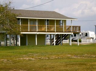 2022 S Doughty St, Rockport, TX 78382