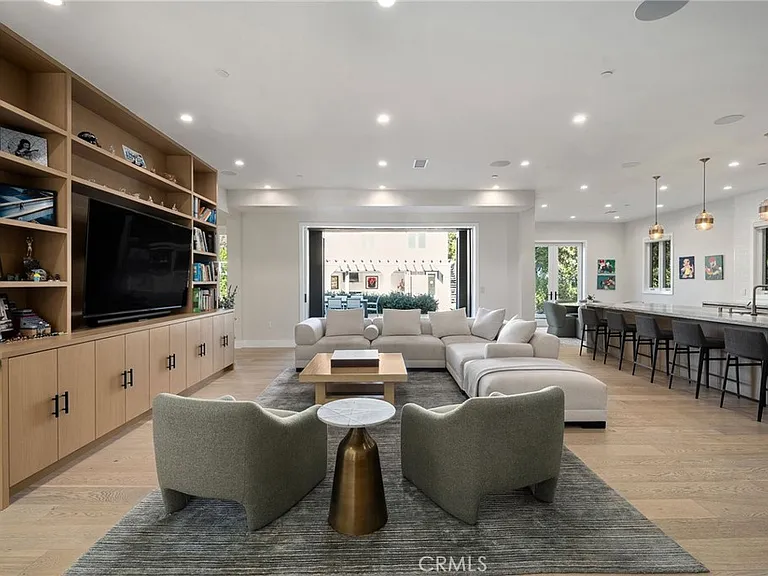 15547 Valley Vista Blvd — Photo 8