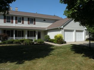 20896 Springfield Cir, Strongsville, OH