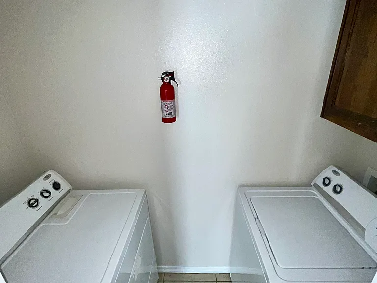 2410 W Hackberry Ave #2 — Photo 6
