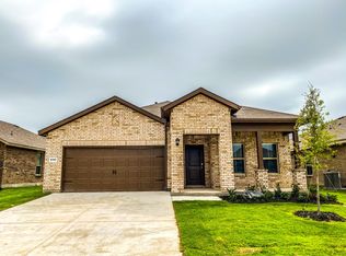 8568 Big Apple Dr, Fort Worth, TX 76179