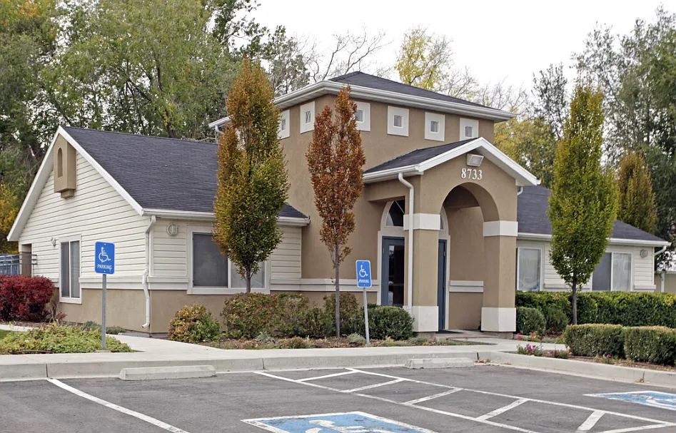 Coppertree Apartments